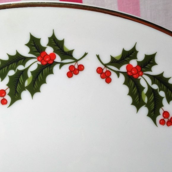 Beautiful Mid Century Holly Berry Ceramic Cake Plate Stand Holiday Server Japan - Picture 6 of 12
